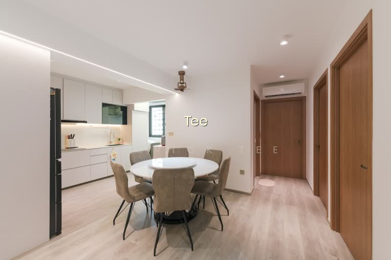 111B ALKAFF CRESCENT image 1 of 8