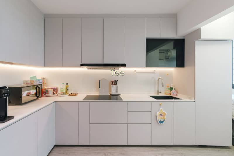 111B ALKAFF CRESCENT photo 3