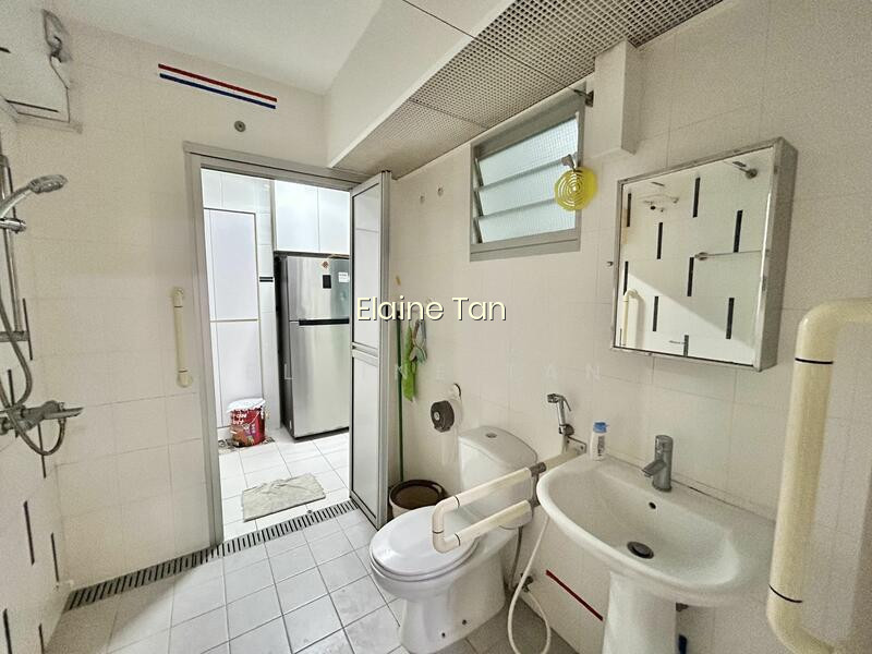 424B YISHUN AVENUE 11 image 1 of 7