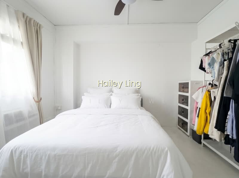 658 WOODLANDS RING ROAD photo 6