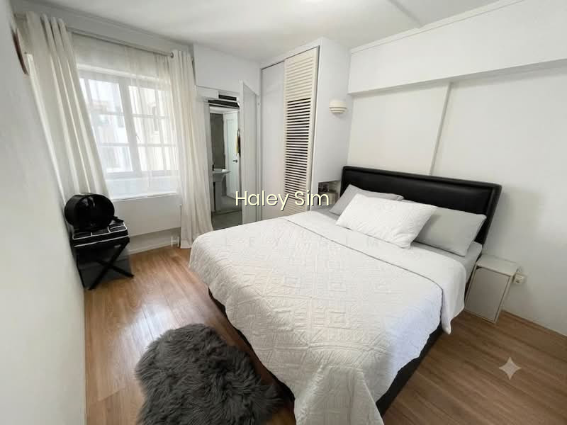 130 BUKIT MERAH VIEW image 1 of 7