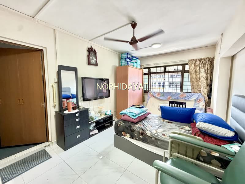 224D COMPASSVALE WALK photo 6