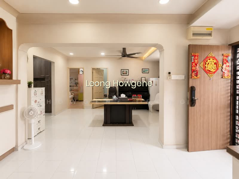 302 WOODLANDS STREET 31 photo 4