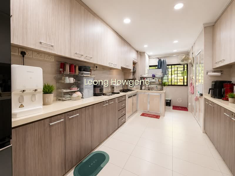 302 WOODLANDS STREET 31 photo 6