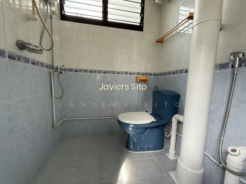 304 CLEMENTI AVENUE 4 image 1 of 8