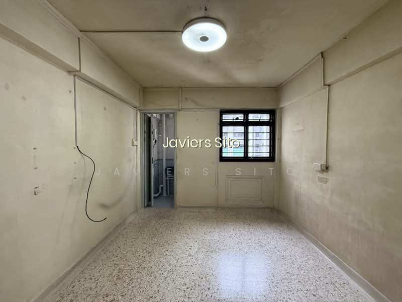304 CLEMENTI AVENUE 4 photo 2