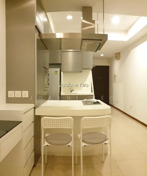 3 MINS WALK TO BUGIS MRT 1BRM FULL FURNISHED APARTMENT image 1 of 9