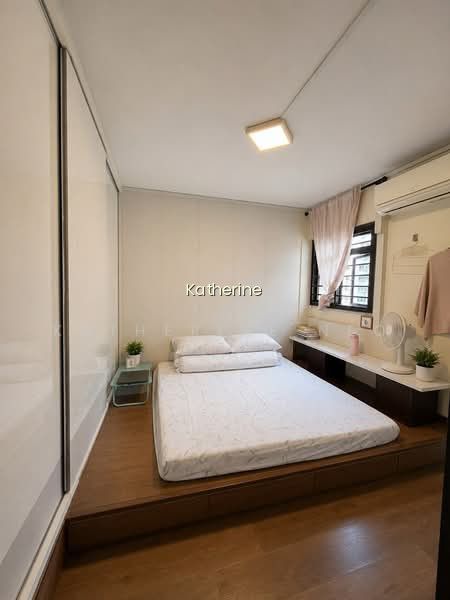530 JURONG WEST STREET 52 photo 4