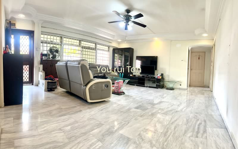131 CLARENCE LANE photo 3