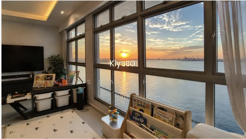 422A NORTHSHORE DRIVE image 1 of 10