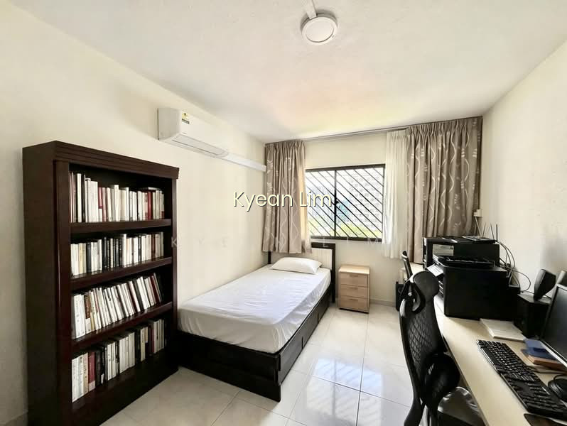 874A TAMPINES STREET 84 photo 3