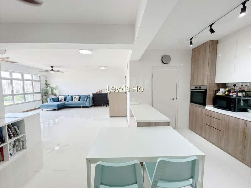 228A PUNGGOL FIELD photo 3