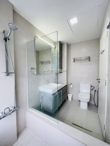 9 SERAYA LANE photo 3
