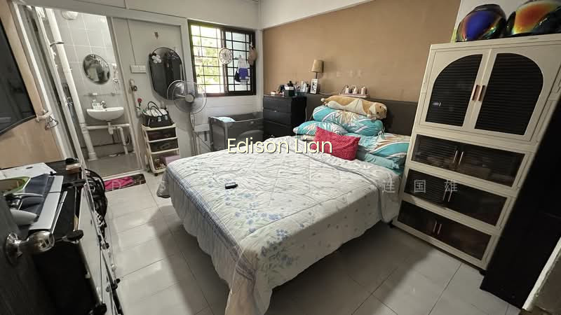 559 ANG MO KIO AVENUE 10 photo 5