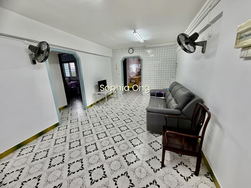 405 ANG MO KIO AVENUE 10 image 1 of 9