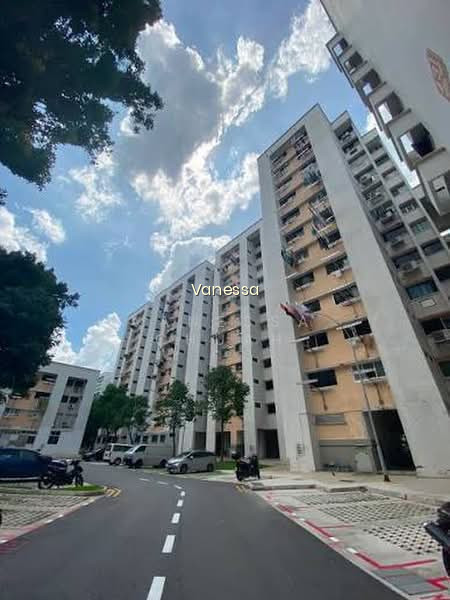 492 JURONG WEST STREET 41 image 1 of 5