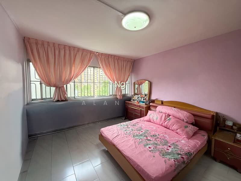 858 TAMPINES AVENUE 5 photo 4