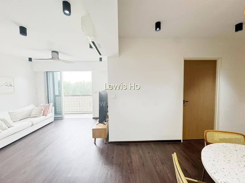 228A PUNGGOL FIELD photo 2