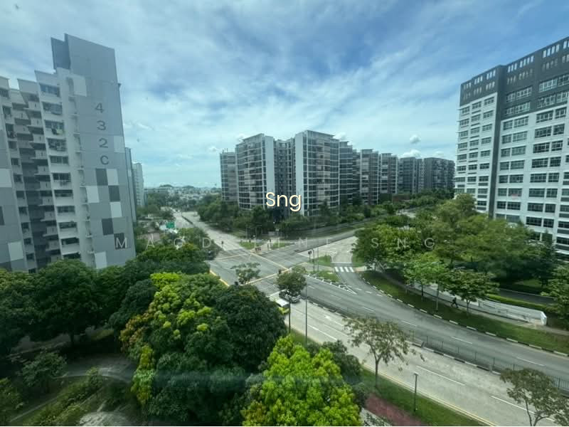 453 YISHUN STREET 41 photo 6