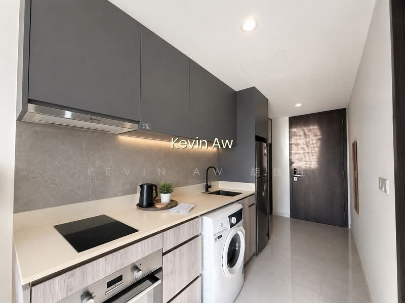 RIVERFRONT RESIDENCES photo 2