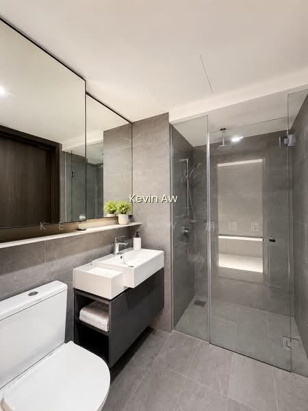 RIVERFRONT RESIDENCES photo 3