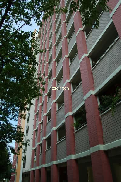 714 TAMPINES STREET 71 photo 2
