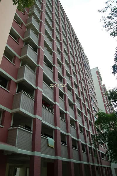 714 TAMPINES STREET 71 photo 3