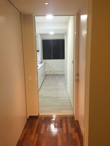 186 TOA PAYOH CENTRAL photo 2