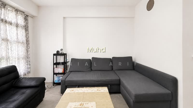 363A SEMBAWANG CRESCENT image 1 of 9