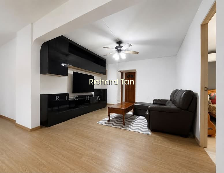 174 YISHUN AVENUE 7