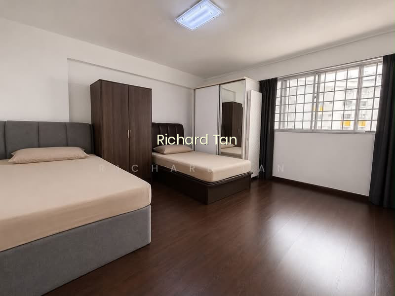 174 YISHUN AVENUE 7 photo 2