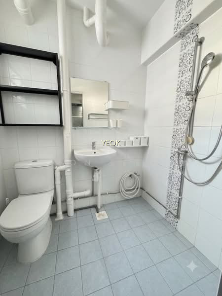 655 YISHUN AVENUE 4 photo 6