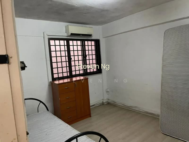 187 BOON LAY AVENUE photo 4