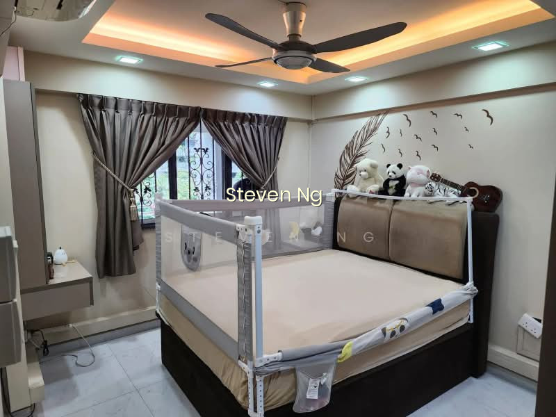 241 JURONG EAST STREET 24 photo 4