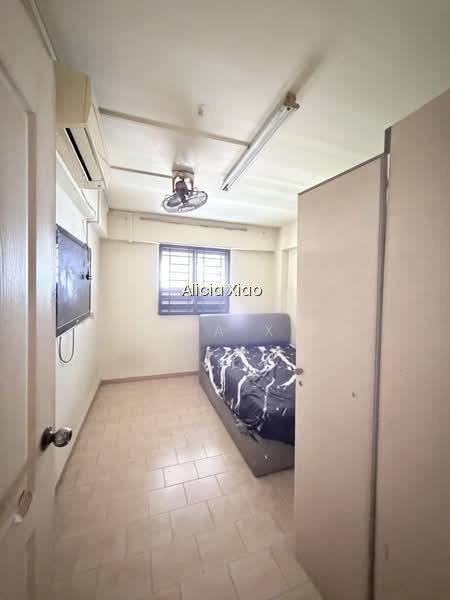 203 MARSILING DRIVE photo 3