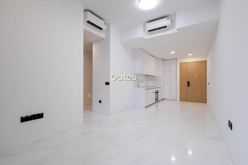 PEAK RESIDENCE photo 2