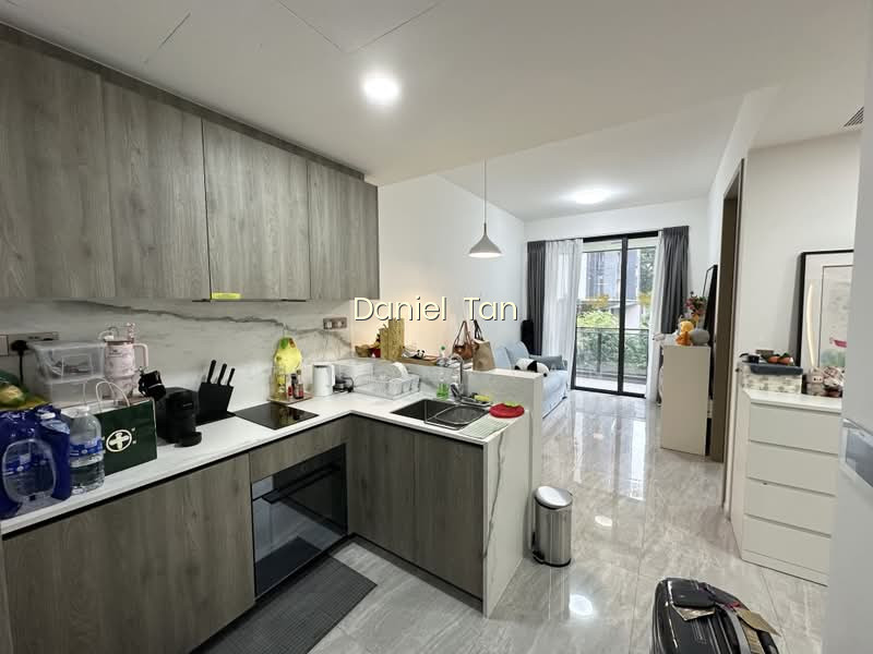 LEEDON GREEN photo 5