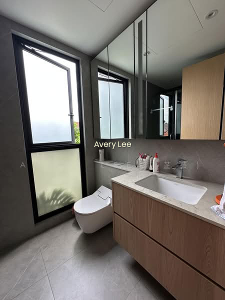 PEAK RESIDENCE photo 4