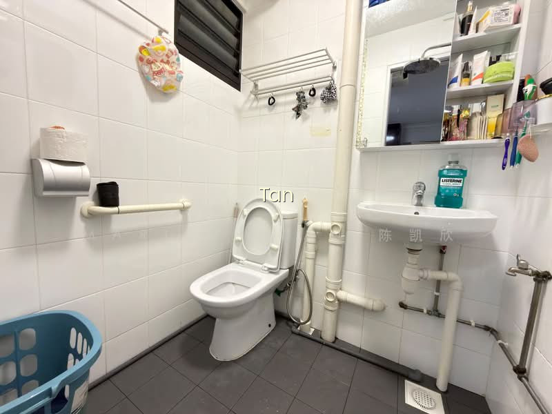 118 SERANGOON NORTH AVENUE 1 image 1 of 10