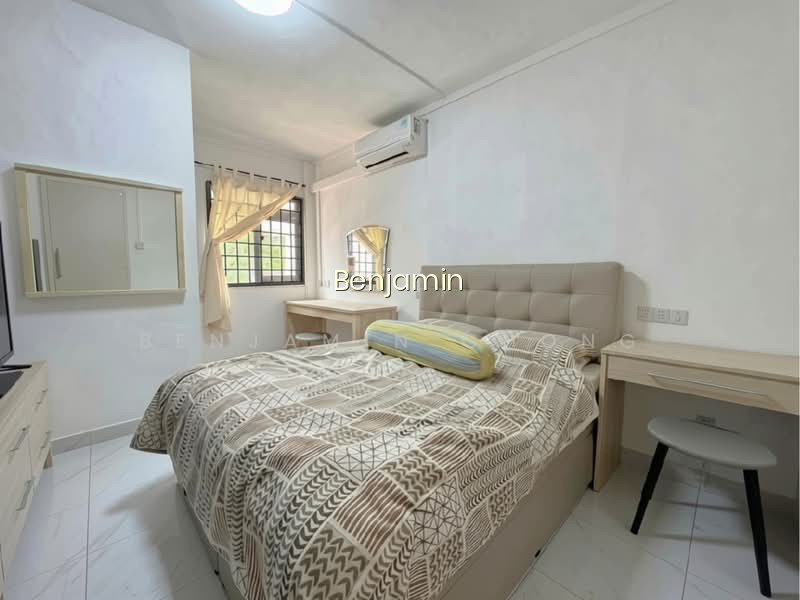 347 TAMPINES STREET 33 photo 3