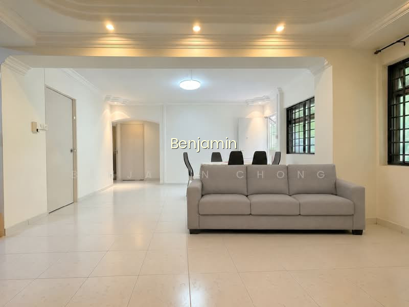 347 TAMPINES STREET 33 photo 4