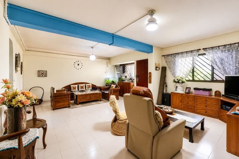 407 PANDAN GARDENS image 1 of 10