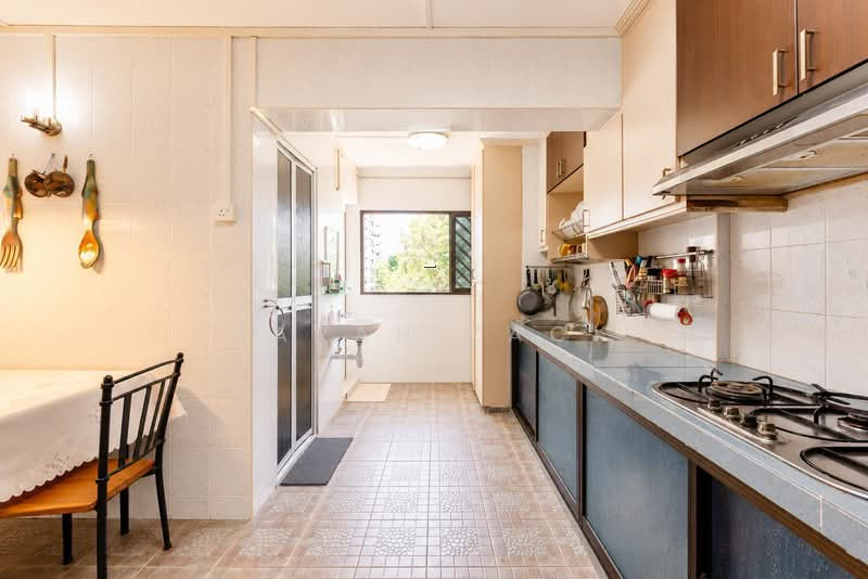 407 PANDAN GARDENS photo 4