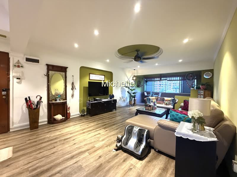 302 HOUGANG AVENUE 5