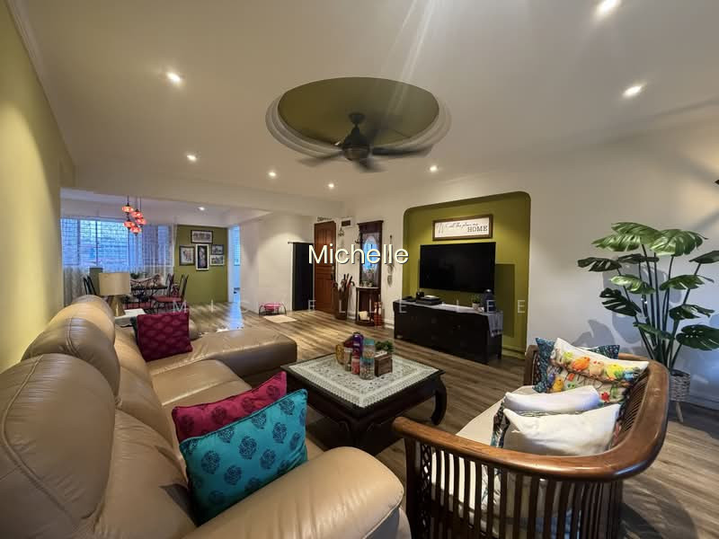 302 HOUGANG AVENUE 5 photo 2