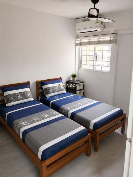 214 TAMPINES STREET 23 photo 2