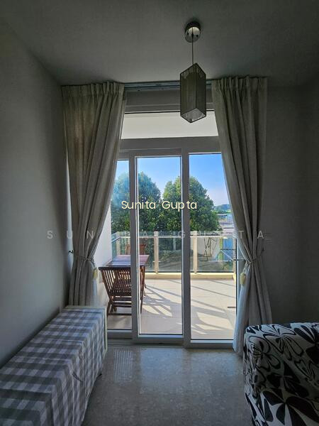 EASTWOOD REGENCY photo 2