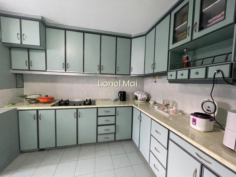 146 TAMPINES AVENUE 5 image 1 of 10