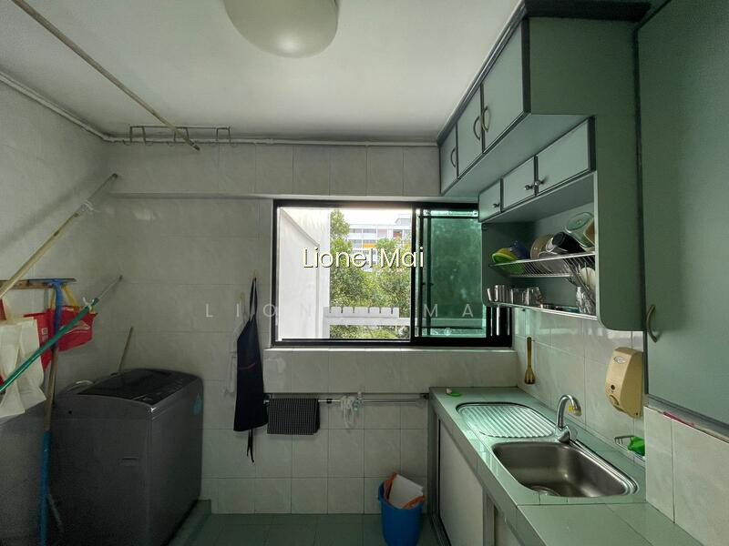 146 TAMPINES AVENUE 5 photo 6