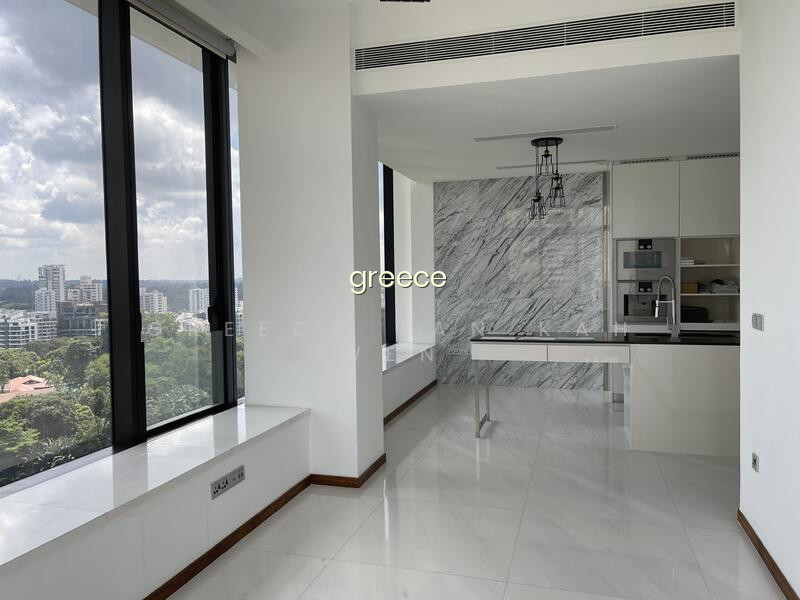 THE SCOTTS TOWER photo 3